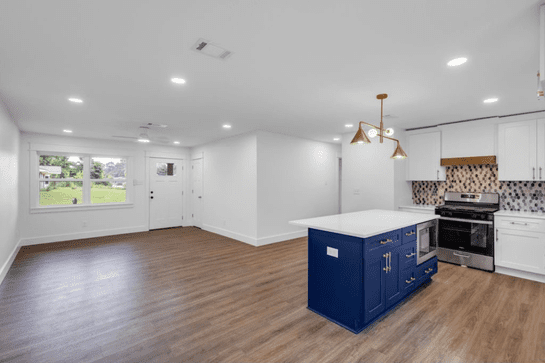 Modern Transitional Kitchen Remodel by Magnolia Gulf Properties, LLC project photo